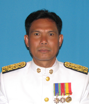 นายเชิดชัย วิเชียรวรรณ